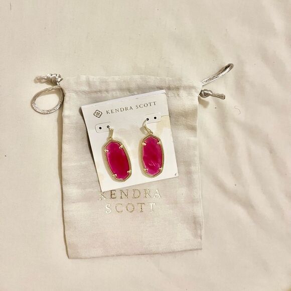 Kendra Scott Elle Drop Earrings in Azalea Illusion - Picture 4 of 11